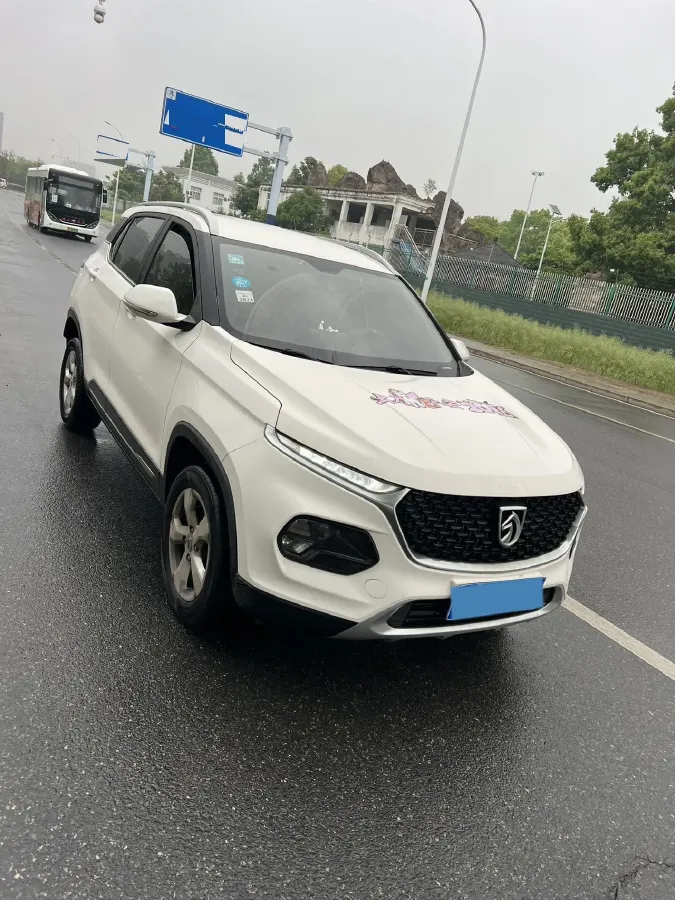 2019 BaoJun 510 1.5L 112HP L4 6MT,autocango,china used car exporter,china ev exporter,chinese used car exporter,chinese used ev exporter