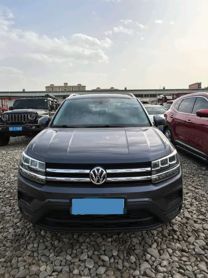 2020 Volkswagen Tharu 1.4T 150HP L4 7DCT,autocango,china used car exporter,china ev exporter,chinese used car exporter,chinese used ev exporter