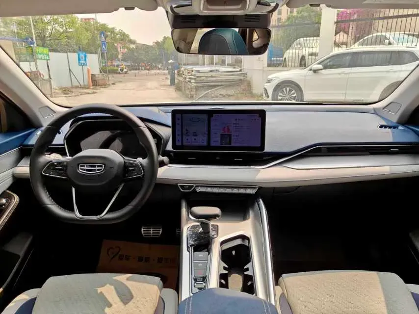 2023 Geely Preface 2.0T 190HP L4 7DCT,autocango,china used car exporter,china ev exporter,chinese used car exporter,chinese used ev exporter