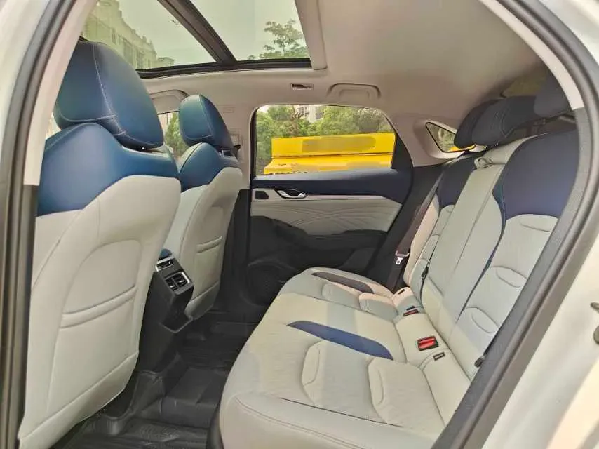 2023 Geely Preface 2.0T 190HP L4 7DCT,autocango,china used car exporter,china ev exporter,chinese used car exporter,chinese used ev exporter