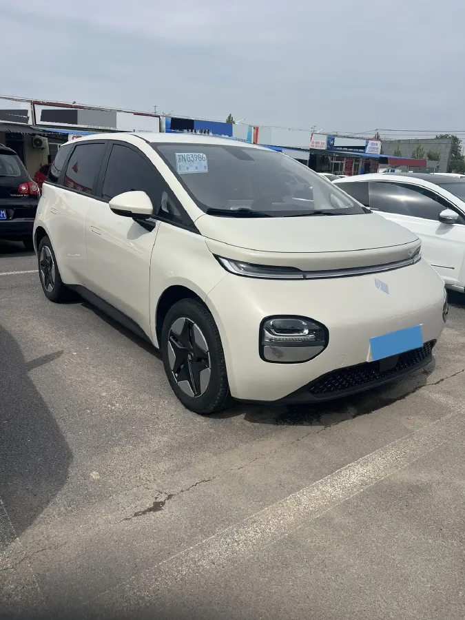 2023 BaoJun Cloud BEV 37.9KWH,autocango,china used car exporter,china ev exporter,chinese used car exporter,chinese used ev exporter