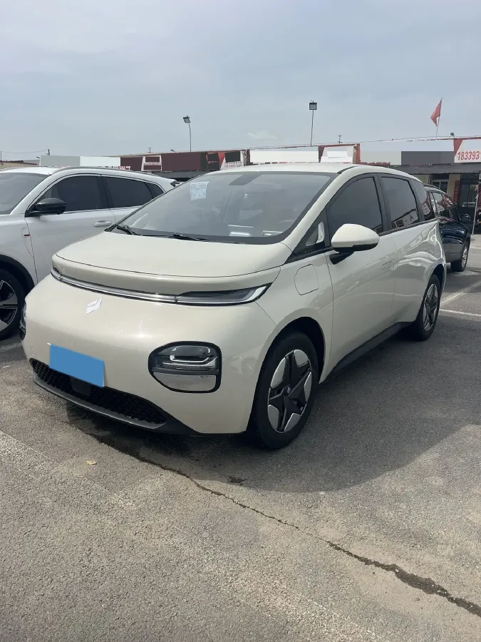 2023 BaoJun Cloud BEV 37.9KWH,autocango,china used car exporter,china ev exporter,chinese used car exporter,chinese used ev exporter