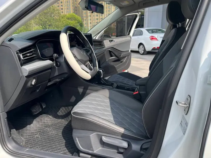 2024 Volkswagen Sagitar 1.5T 160HP L4 7DCT,autocango,china used car exporter,china ev exporter,chinese used car exporter,chinese used ev exporter