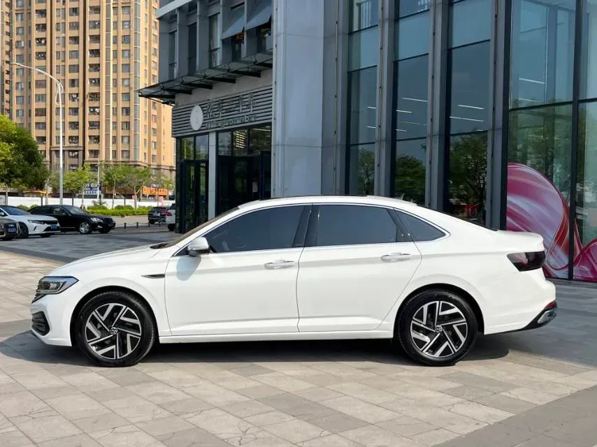 2024 Volkswagen Sagitar 1.5T 160HP L4 7DCT,autocango,china used car exporter,china ev exporter,chinese used car exporter,chinese used ev exporter