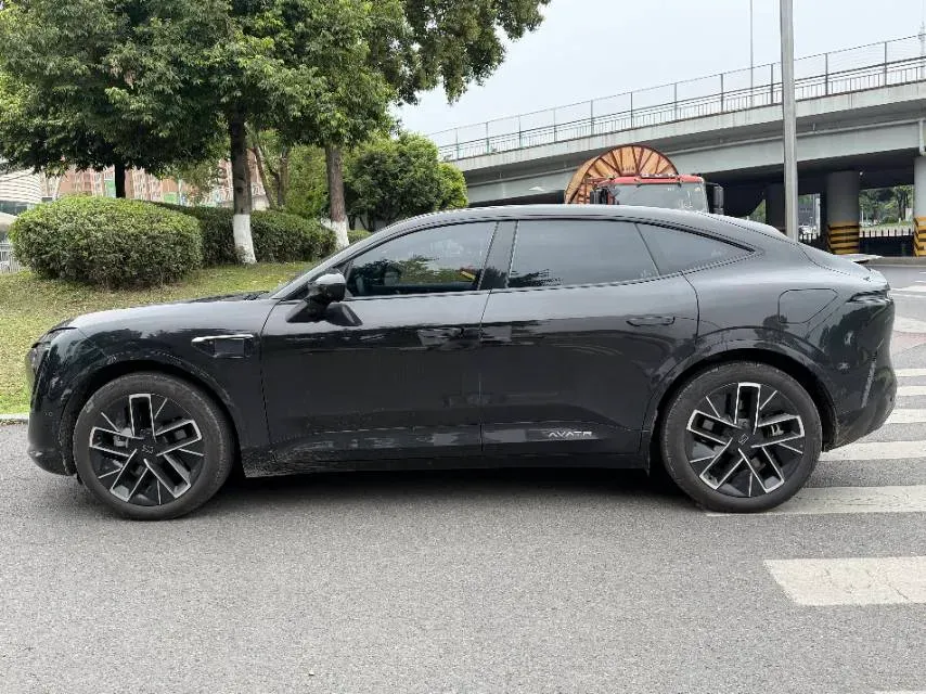 2025 Avatr 11 1.5T 156HP L4 REEV 39.05KWH,autocango,china used car exporter,china ev exporter,chinese used car exporter,chinese used ev exporter