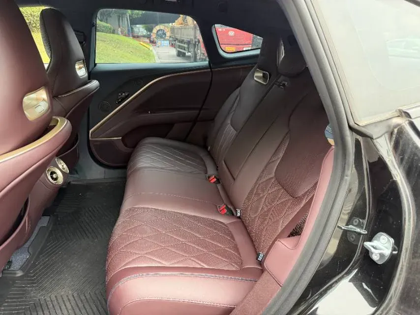 2025 Avatr 11 1.5T 156HP L4 REEV 39.05KWH,autocango,china used car exporter,china ev exporter,chinese used car exporter,chinese used ev exporter