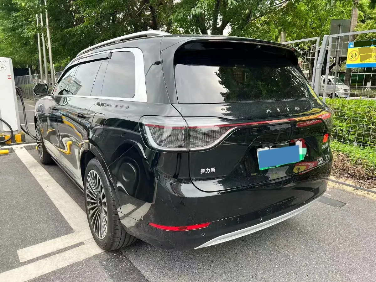 2024 AITO AITO M9 1.5T 152HP L4 REEV 42KWH,autocango,china used car exporter,china ev exporter,chinese used car exporter,chinese used ev exporter