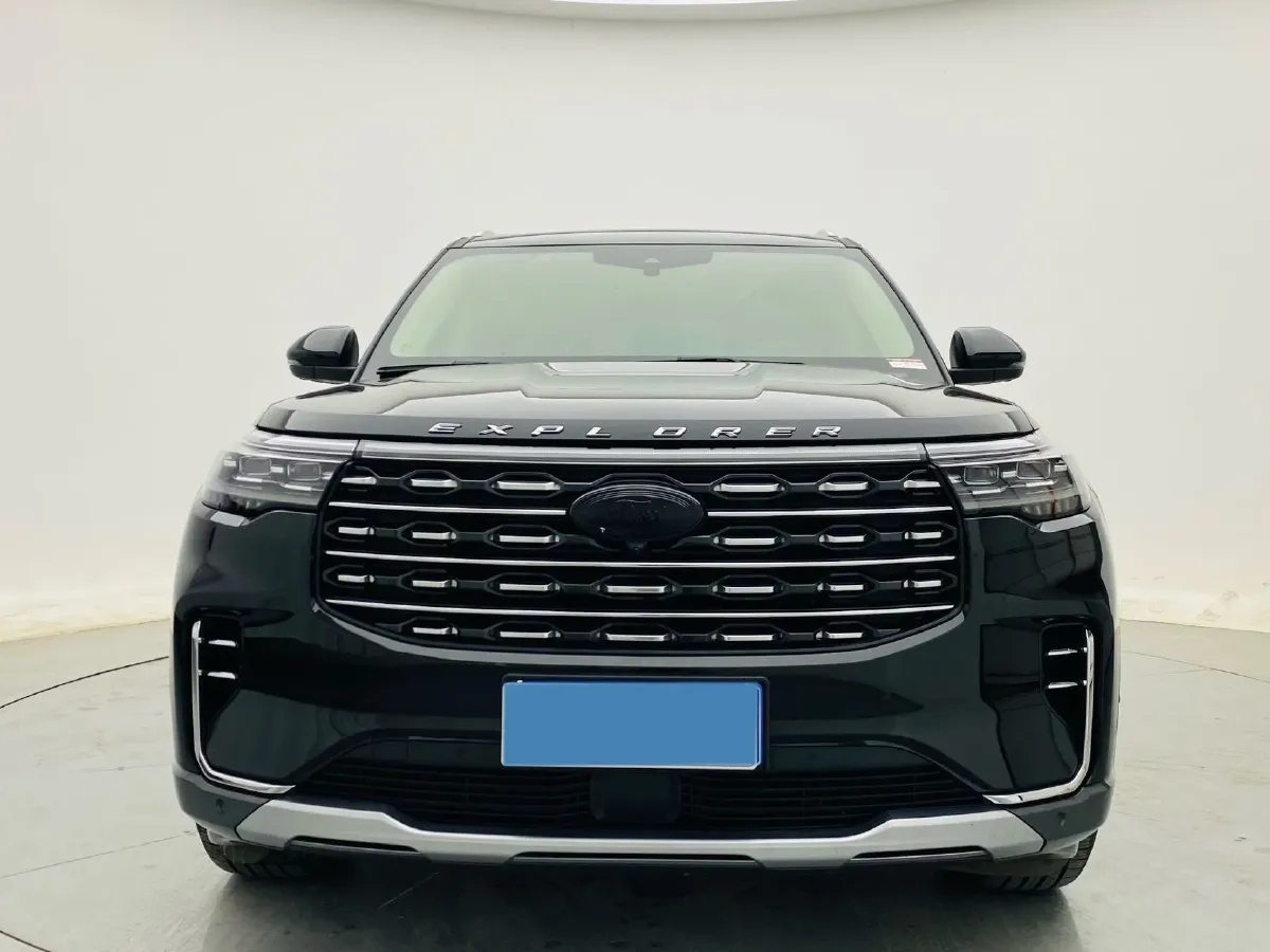 2023 Ford Explorer 2.3T 276HP L4 10AT,autocango,china used car exporter,china ev exporter,chinese used car exporter,chinese used ev exporter