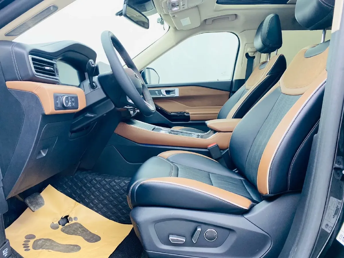 2023 Ford Explorer 2.3T 276HP L4 10AT,autocango,china used car exporter,china ev exporter,chinese used car exporter,chinese used ev exporter