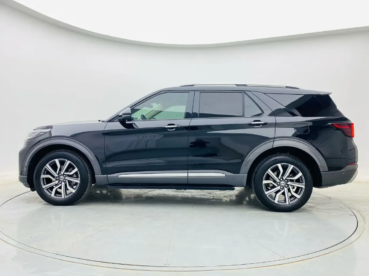 2023 Ford Explorer 2.3T 276HP L4 10AT,autocango,china used car exporter,china ev exporter,chinese used car exporter,chinese used ev exporter