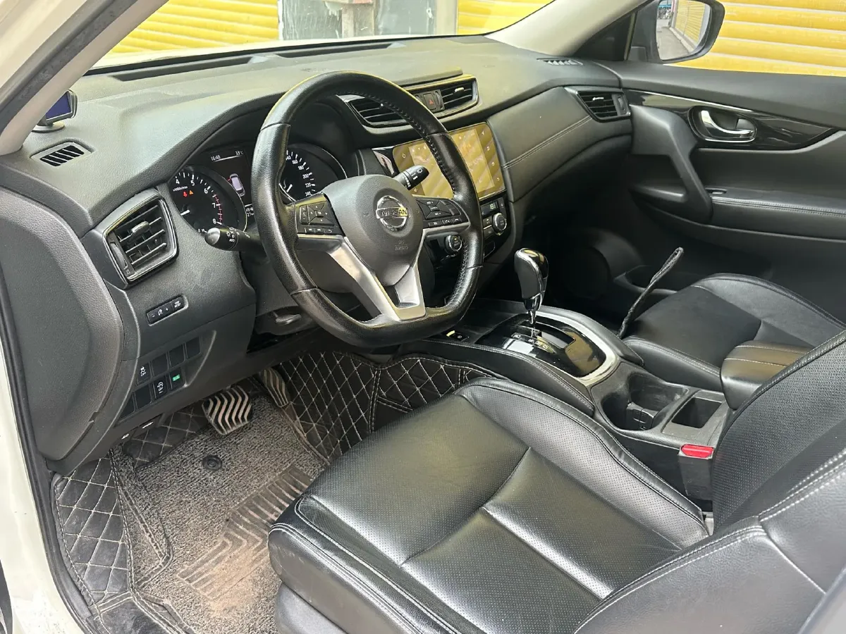 2021 Nissan X-Trail 2.0L 151HP L4 CVT,autocango,china used car exporter,china ev exporter,chinese used car exporter,chinese used ev exporter