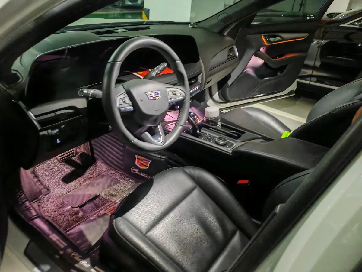 2024 Cadillac CT5 2.0T 237HP L4 10AT,autocango,china used car exporter,china ev exporter,chinese used car exporter,chinese used ev exporter