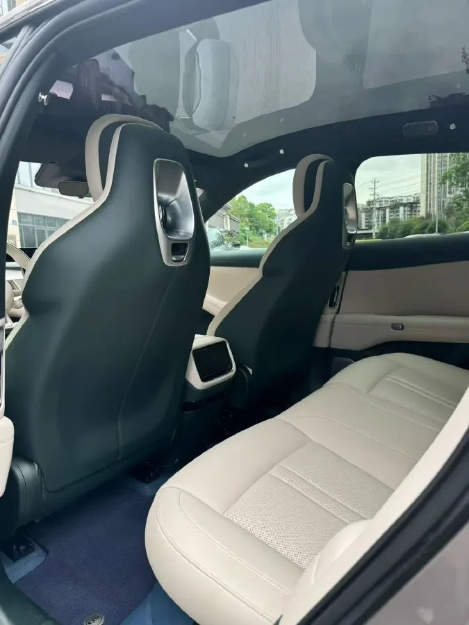 2025 MI YU7 BEV 96.3KWH,autocango,china used car exporter,china ev exporter,chinese used car exporter,chinese used ev exporter