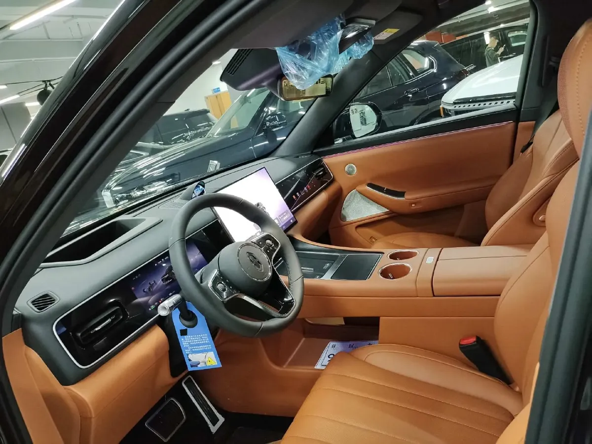 2026 AITO AITO M7 REEV 160HP REEV,autocango,china used car exporter,china ev exporter,chinese used car exporter,chinese used ev exporter