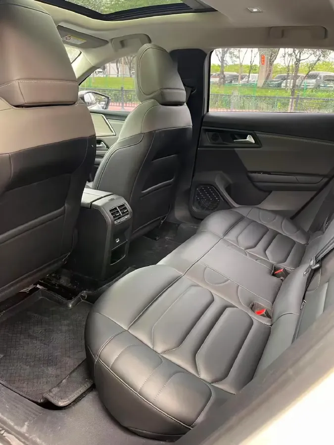 2022 Citroen C5 X 1.6T 175HP L4 8AT,autocango,china used car exporter,china ev exporter,chinese used car exporter,chinese used ev exporter