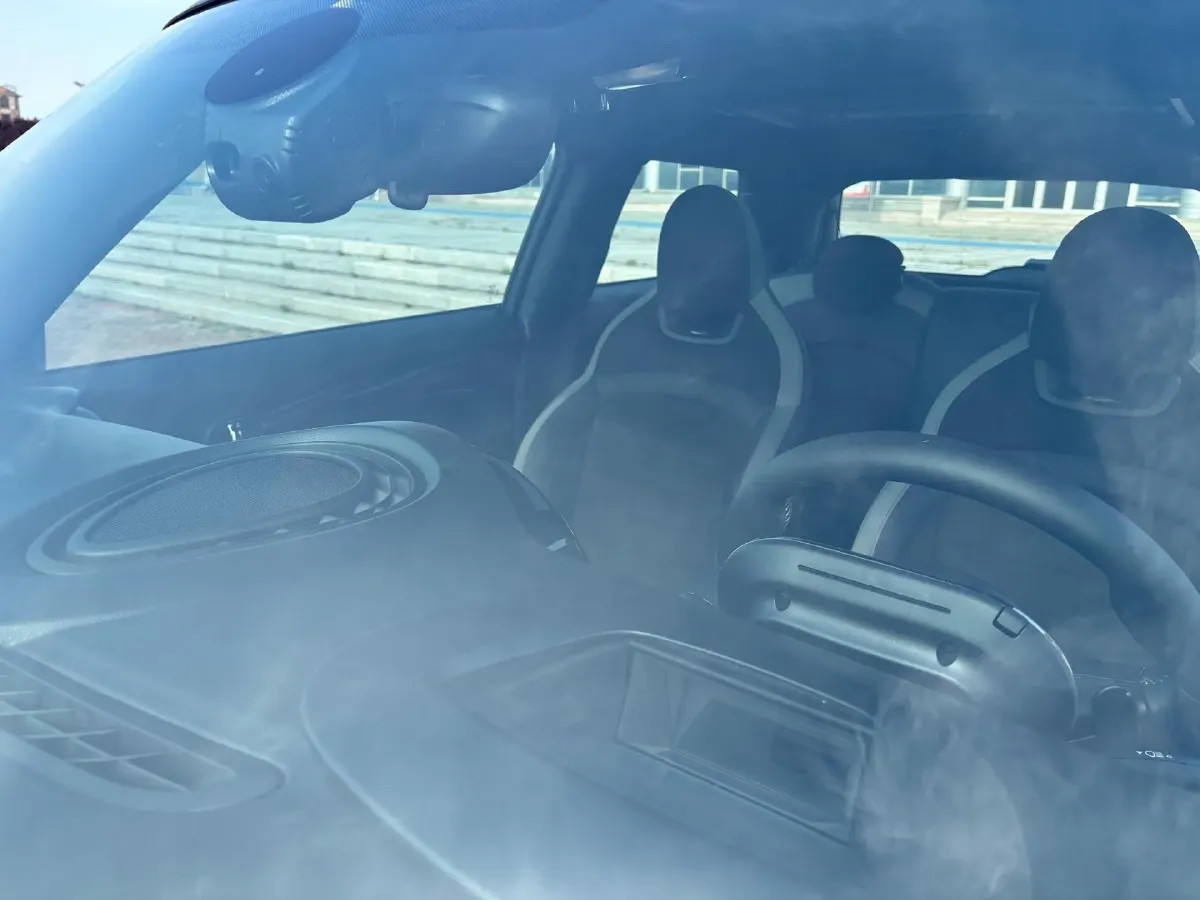 2023 MINI JCW 2.0T 231HP L4 8AT,autocango,china used car exporter,china ev exporter,chinese used car exporter,chinese used ev exporter