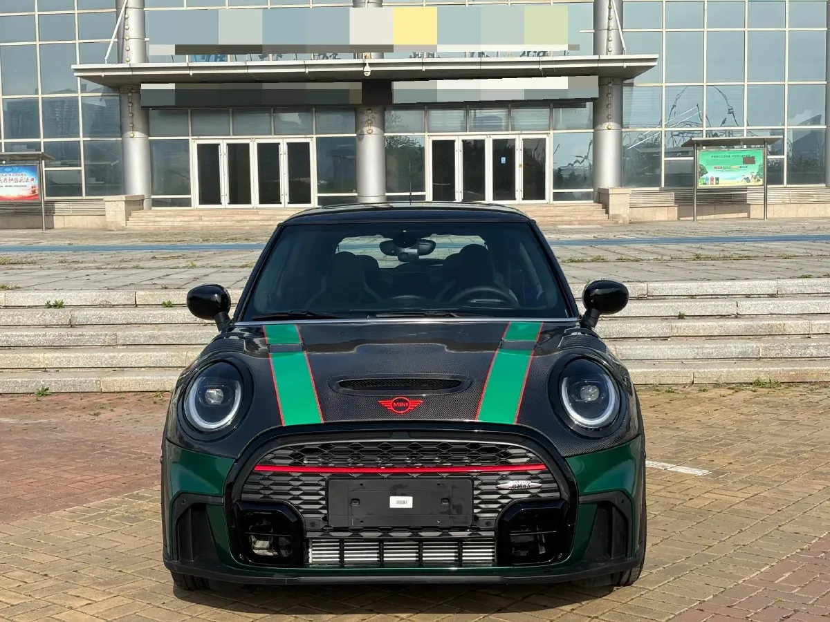 2023 MINI JCW 2.0T 231HP L4 8AT,autocango,china used car exporter,china ev exporter,chinese used car exporter,chinese used ev exporter