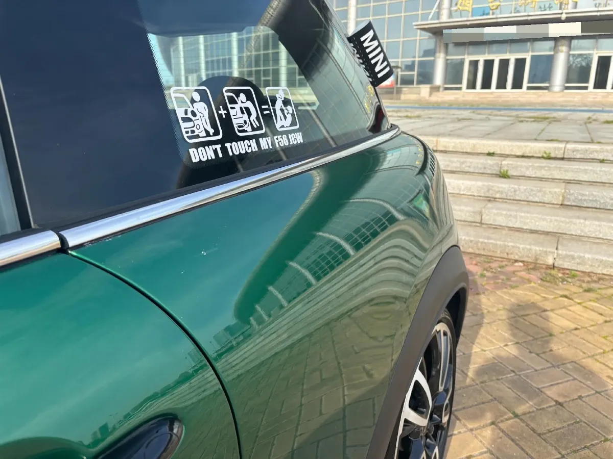 2023 MINI JCW 2.0T 231HP L4 8AT,autocango,china used car exporter,china ev exporter,chinese used car exporter,chinese used ev exporter