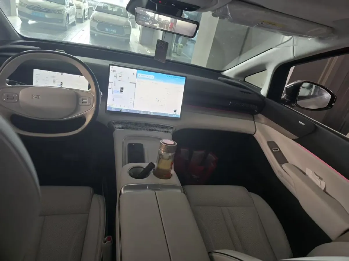 2024 Xpeng X9 BEV 101.5KWH,autocango,china used car exporter,china ev exporter,chinese used car exporter,chinese used ev exporter