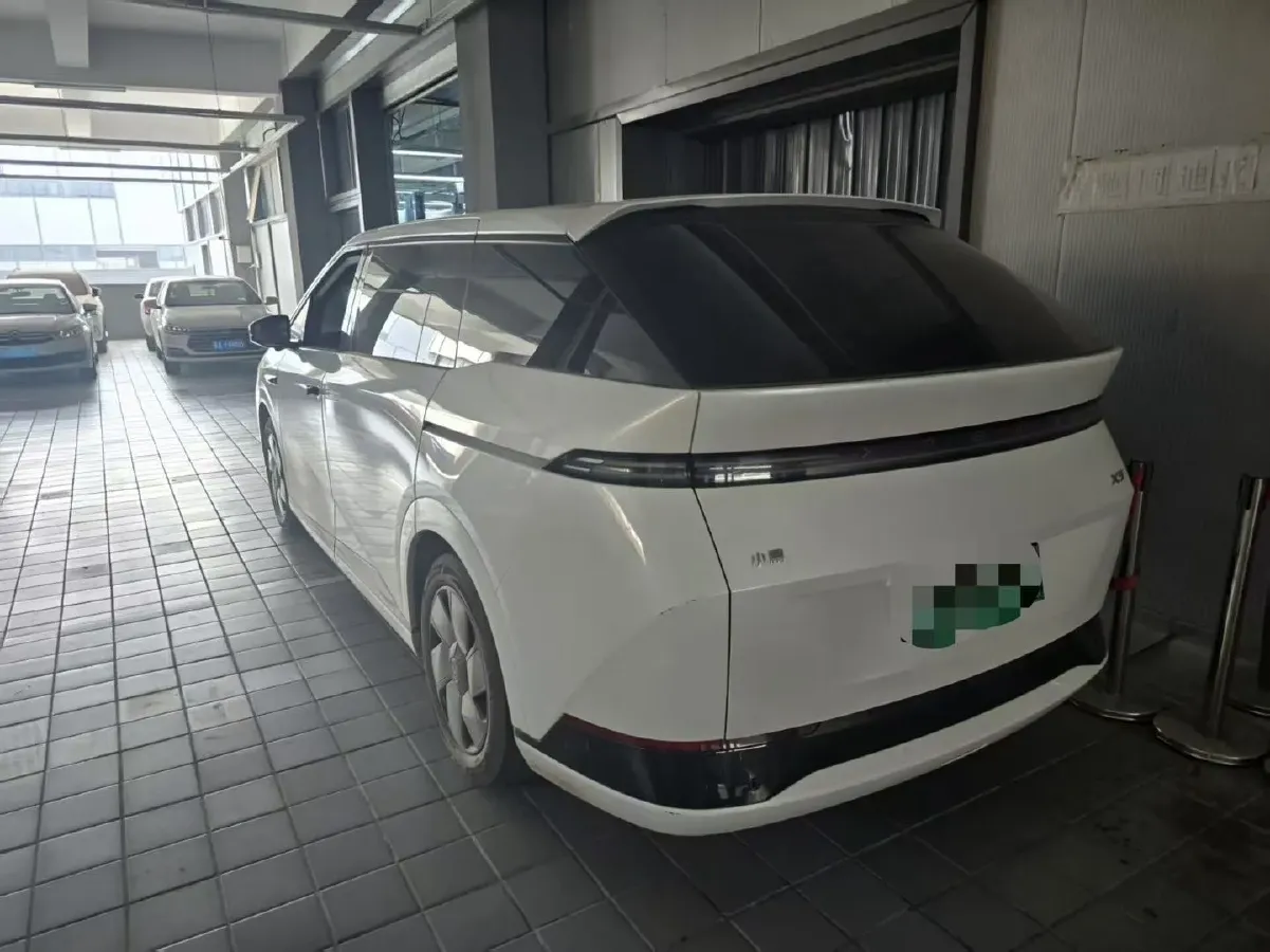 2024 Xpeng X9 BEV 101.5KWH,autocango,china used car exporter,china ev exporter,chinese used car exporter,chinese used ev exporter