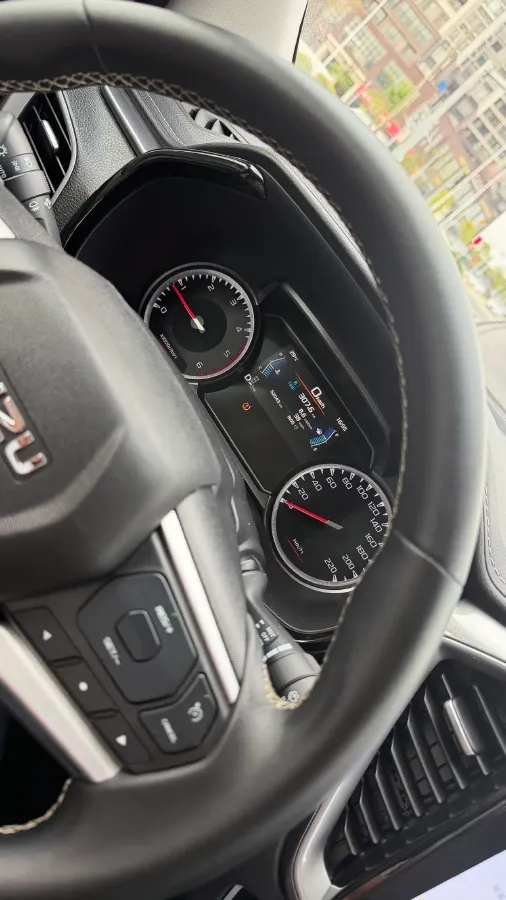 2021 Isuzu D-MAX 1.9T 163HP L4 6AT,autocango,china used car exporter,china ev exporter,chinese used car exporter,chinese used ev exporter