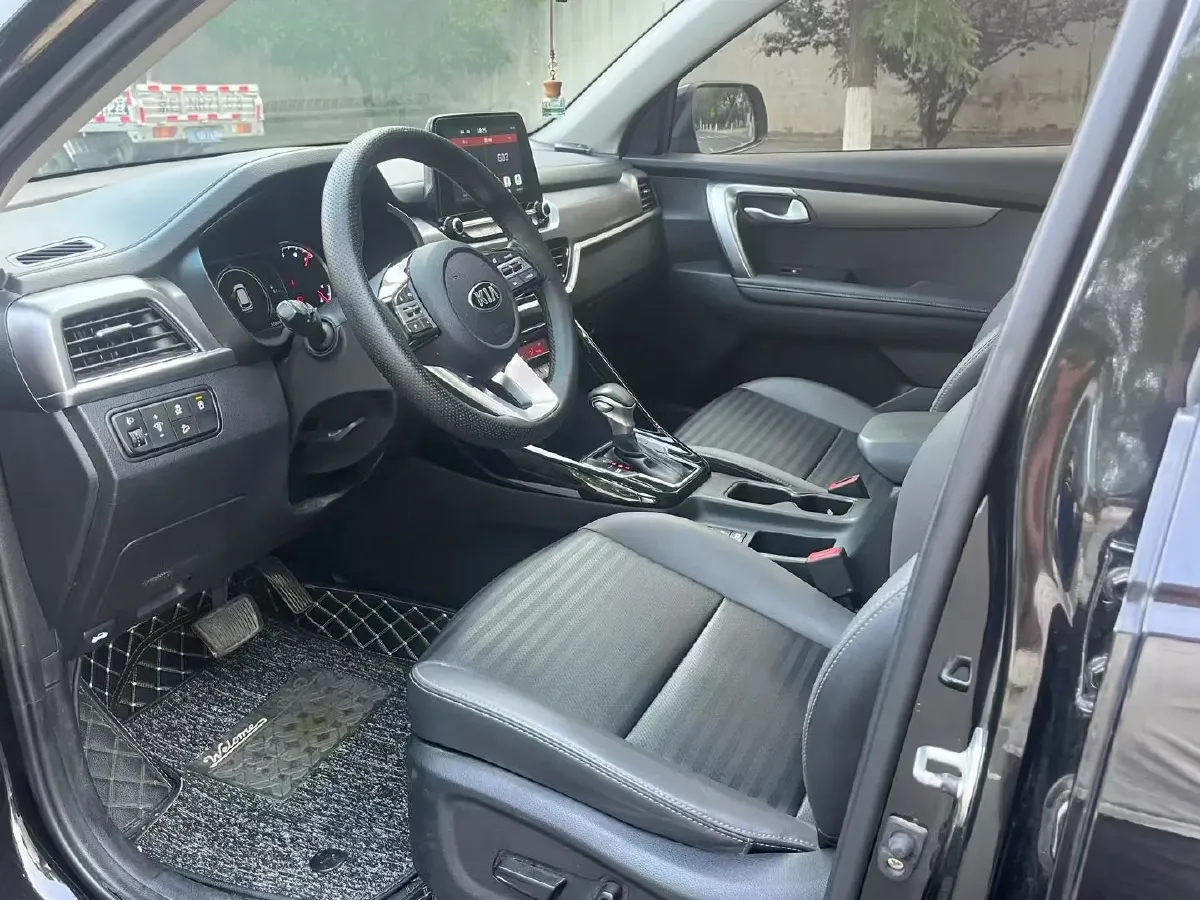 2019 Kia Sportage R 2.0L 160HP L4 6AT,autocango,china used car exporter,china ev exporter,chinese used car exporter,chinese used ev exporter