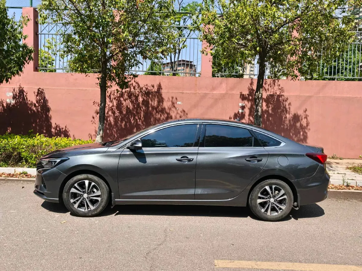 2021 ChangAn Eado 1.4T 160HP L4 7DCT,autocango,china used car exporter,china ev exporter,chinese used car exporter,chinese used ev exporter