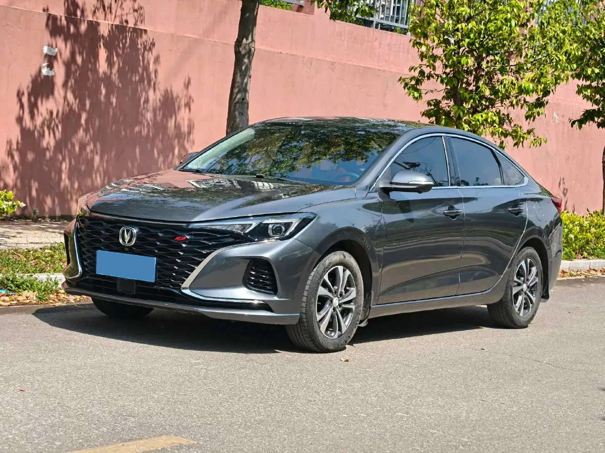 2021 ChangAn Eado 1.4T 160HP L4 7DCT,autocango,china used car exporter,china ev exporter,chinese used car exporter,chinese used ev exporter