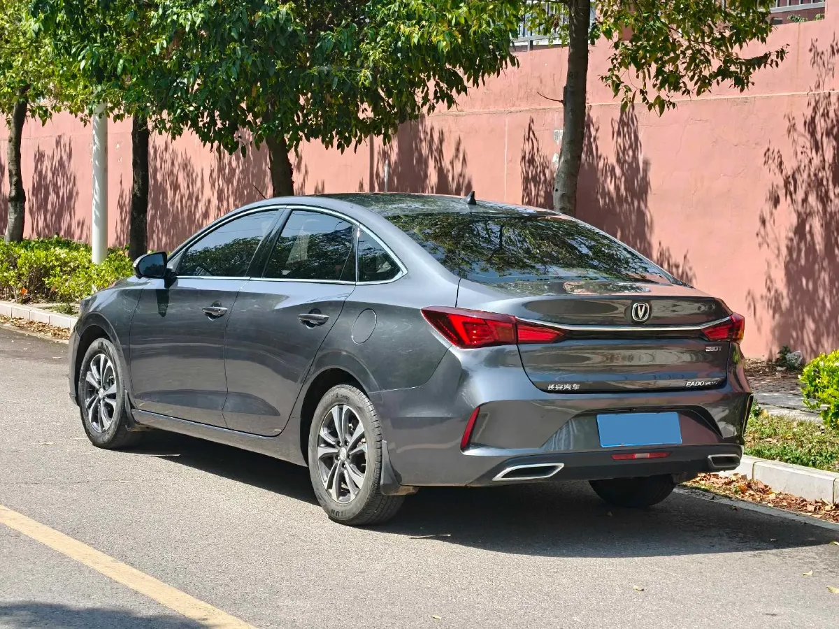 2021 ChangAn Eado 1.4T 160HP L4 7DCT,autocango,china used car exporter,china ev exporter,chinese used car exporter,chinese used ev exporter