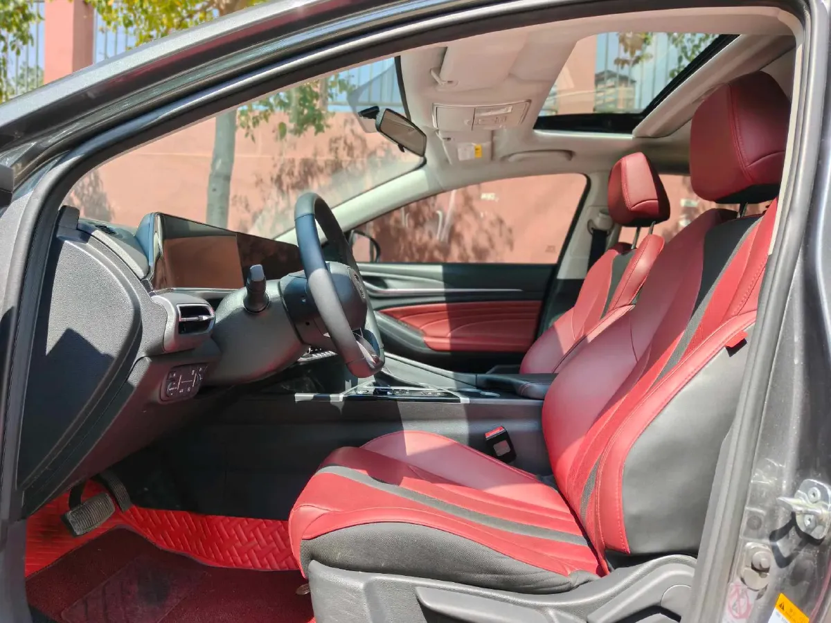 2021 ChangAn Eado 1.4T 160HP L4 7DCT,autocango,china used car exporter,china ev exporter,chinese used car exporter,chinese used ev exporter