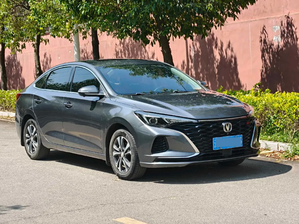 2021 ChangAn Eado 1.4T 160HP L4 7DCT,autocango,china used car exporter,china ev exporter,chinese used car exporter,chinese used ev exporter