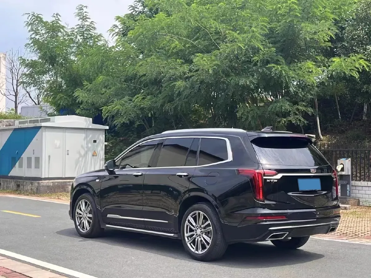2022 Cadillac XT6 2.0T 237HP L4 9AT,autocango,china used car exporter,china ev exporter,chinese used car exporter,chinese used ev exporter