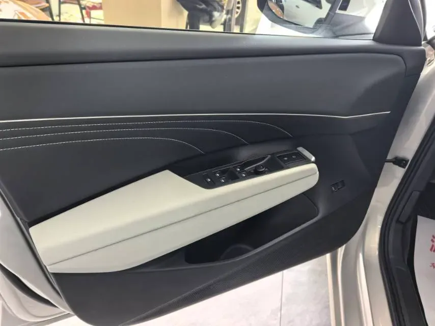 2026 Volkswagen Sagitar 1.5T 160HP L4 7DCT,autocango,china used car exporter,china ev exporter,chinese used car exporter,chinese used ev exporter