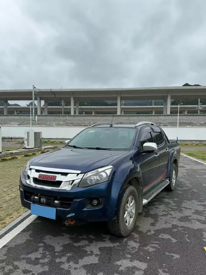 2018 Isuzu D-MAX 3.0T 177HP L4 6AT,autocango,china used car exporter,china ev exporter,chinese used car exporter,chinese used ev exporter
