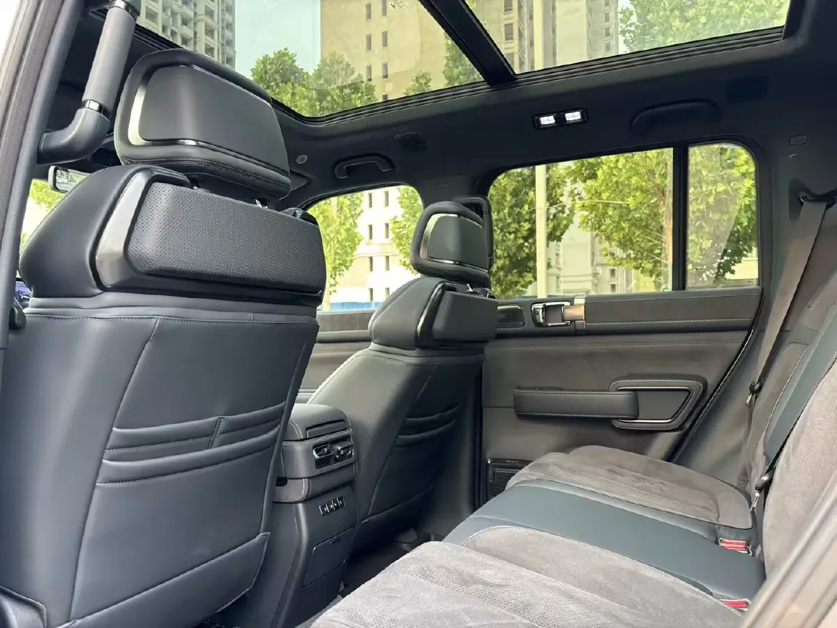 2023 FangChengBao Bao 5 1.5T 194HP L4 E-CVT PHEV 31.8KWH,autocango,china used car exporter,china ev exporter,chinese used car exporter,chinese used ev exporter