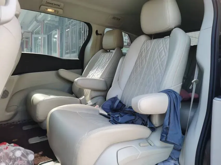 2020 Buick GL8 2.0T 237HP L4 9AT,autocango,china used car exporter,china ev exporter,chinese used car exporter,chinese used ev exporter