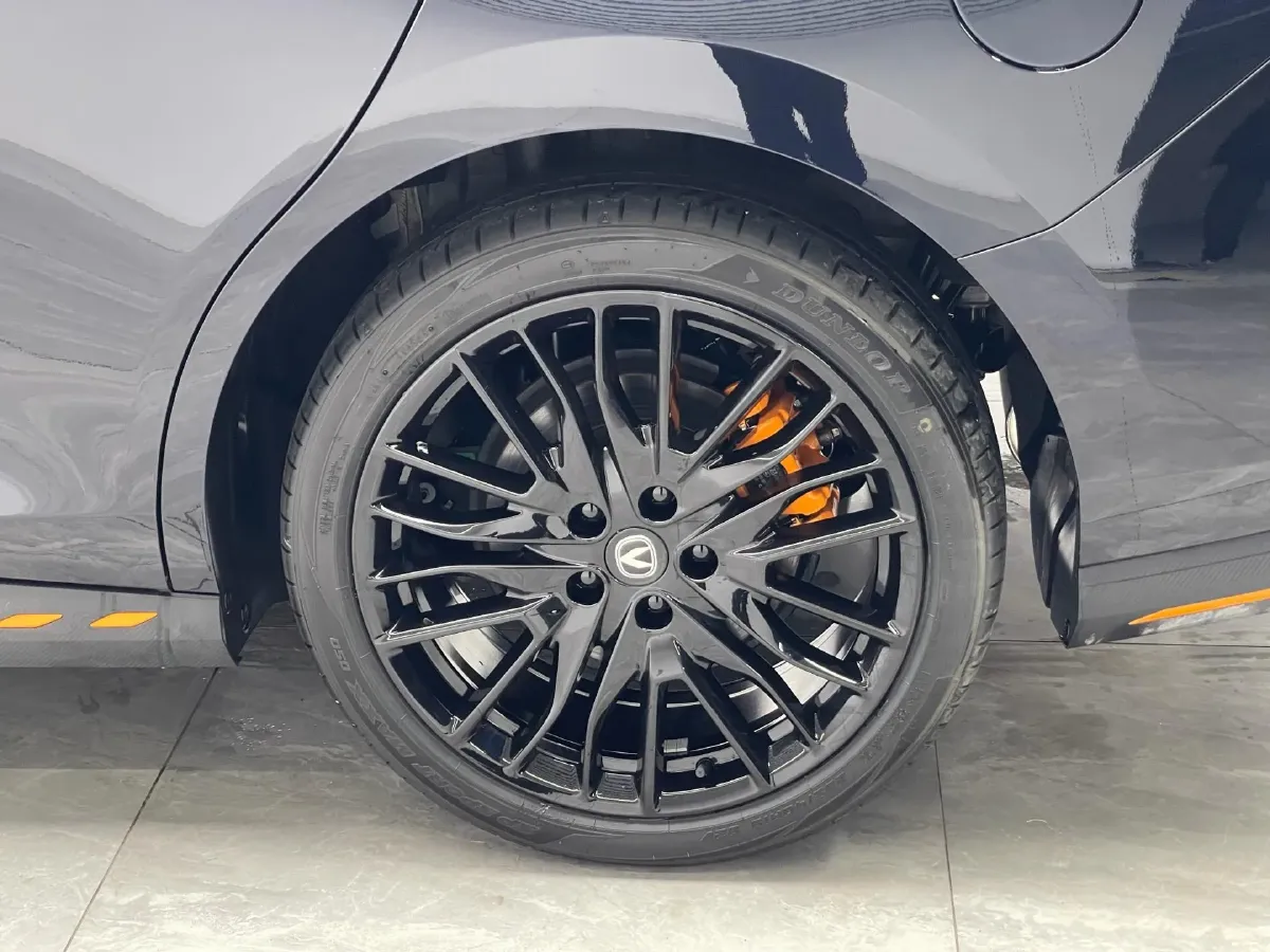 2025 ChangAn UNI-V 2.0T 245HP L4 8AT,autocango,china used car exporter,china ev exporter,chinese used car exporter,chinese used ev exporter