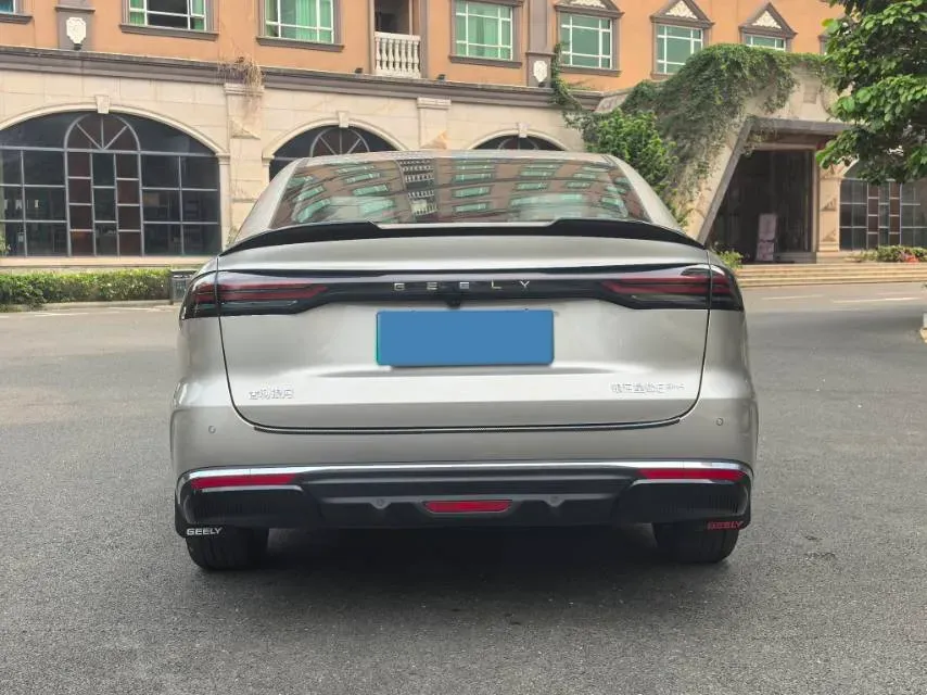 2025 Geely Galaxy A7 1.5L 112HP L4 1DHT PHEV,autocango,china used car exporter,china ev exporter,chinese used car exporter,chinese used ev exporter