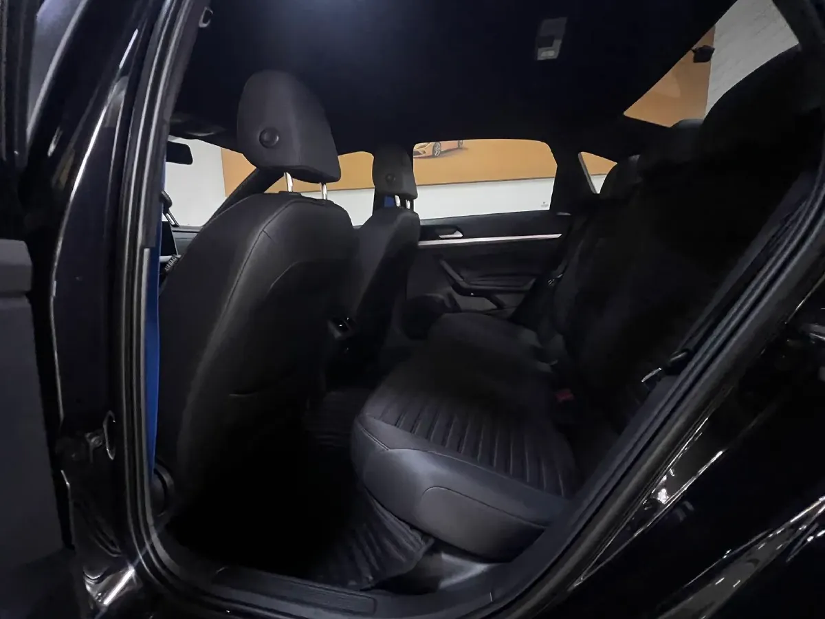 2023 Volkswagen Lavida 1.4T 150HP L4 7DCT,autocango,china used car exporter,china ev exporter,chinese used car exporter,chinese used ev exporter