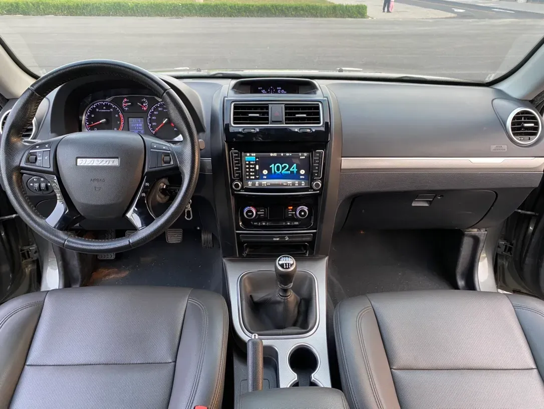 2018 Haval H5 Class 2.0T 190HP L4 6MT,autocango,china used car exporter,china ev exporter,chinese used car exporter,chinese used ev exporter