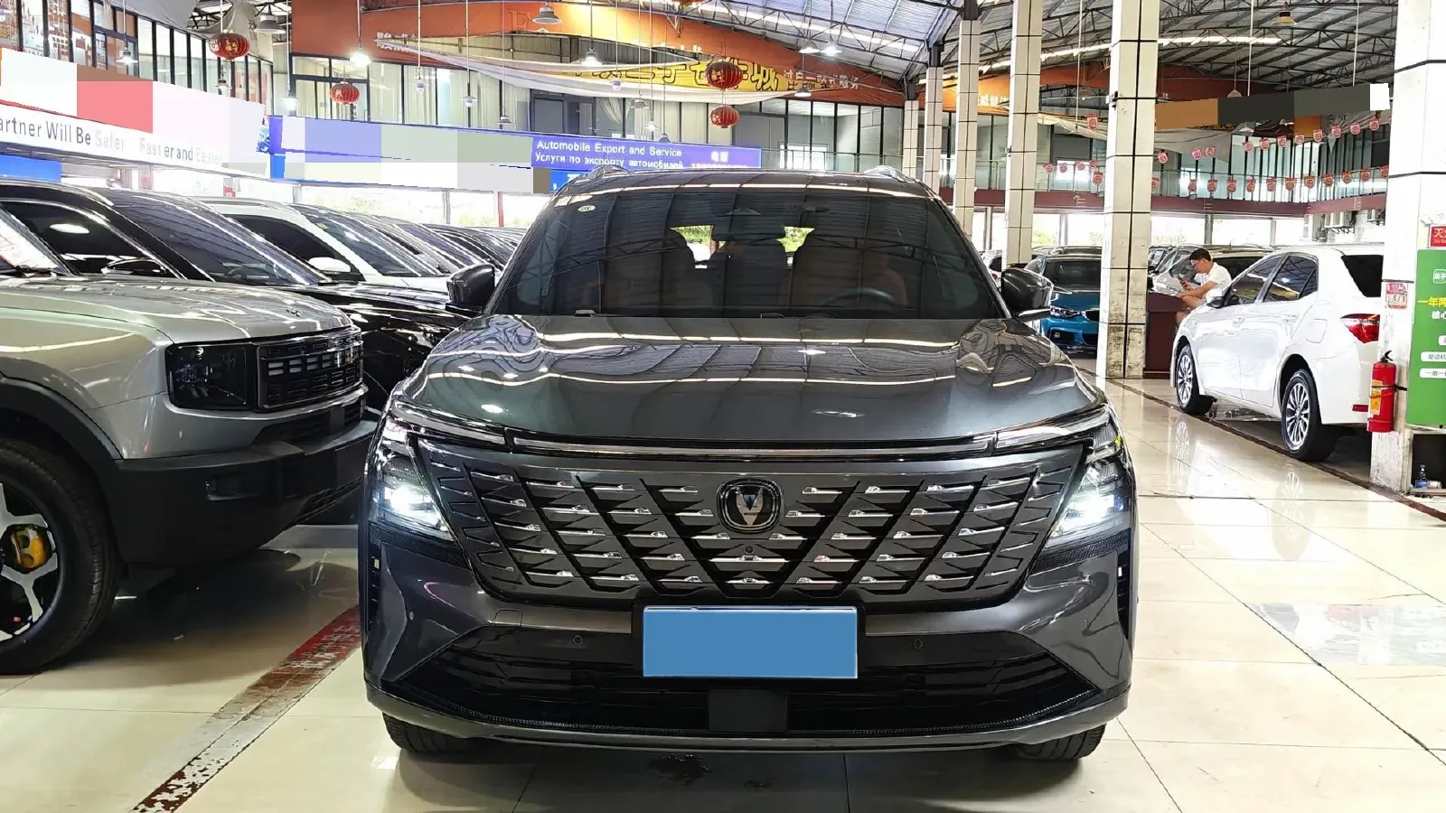 2025 ChangAn CS75 Plus 1.5T 192HP L4 8AT,autocango,china used car exporter,china ev exporter,chinese used car exporter,chinese used ev exporter