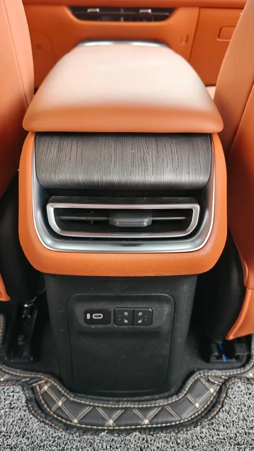 2025 ChangAn CS75 Plus 1.5T 192HP L4 8AT,autocango,china used car exporter,china ev exporter,chinese used car exporter,chinese used ev exporter