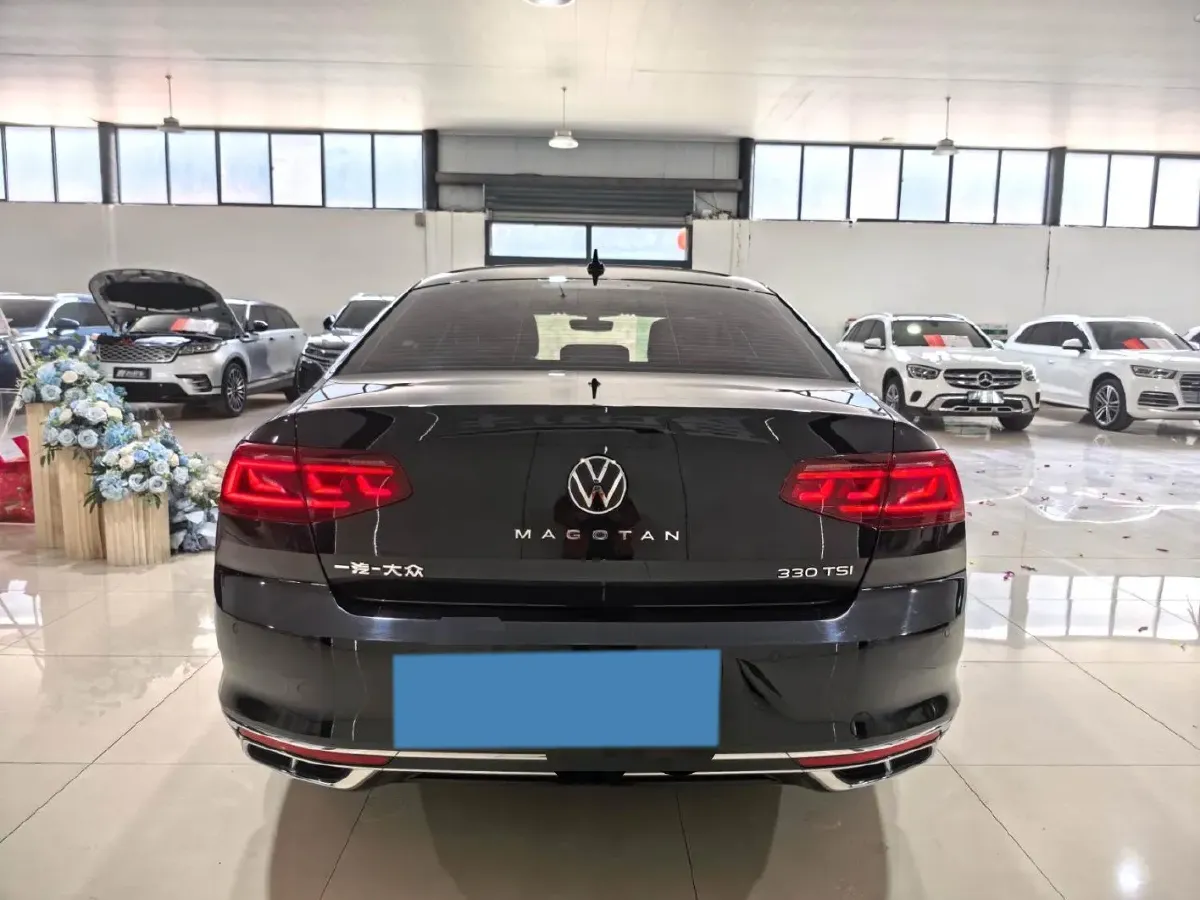 2023 Volkswagen Magotan 2.0T 186HP L4 7DCT,autocango,china used car exporter,china ev exporter,chinese used car exporter,chinese used ev exporter