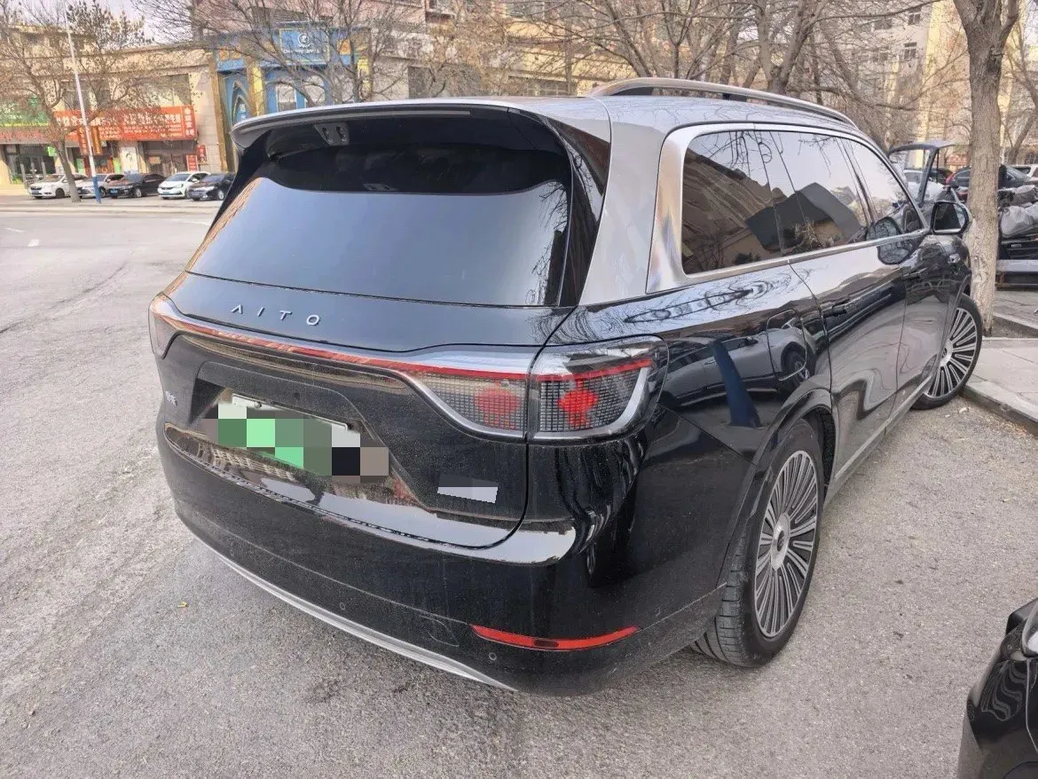 2025 AITO AITO M9 REEV 160HP REEV 52KWH,autocango,china used car exporter,china ev exporter,chinese used car exporter,chinese used ev exporter