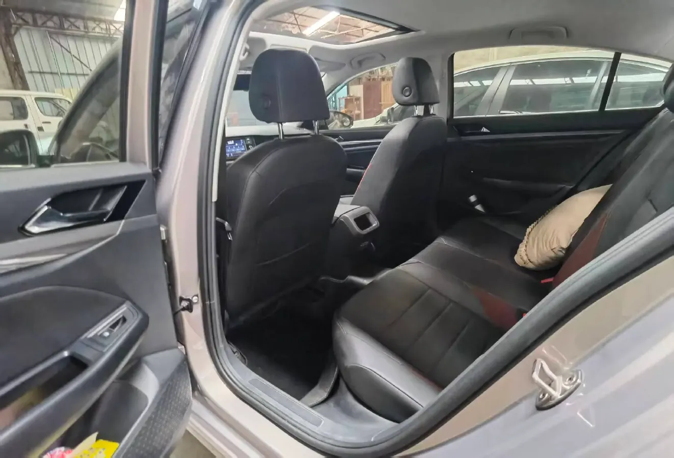 2019 MAXUS T60 2.0T 218HP L4 6AT,autocango,china used car exporter,china ev exporter,chinese used car exporter,chinese used ev exporter