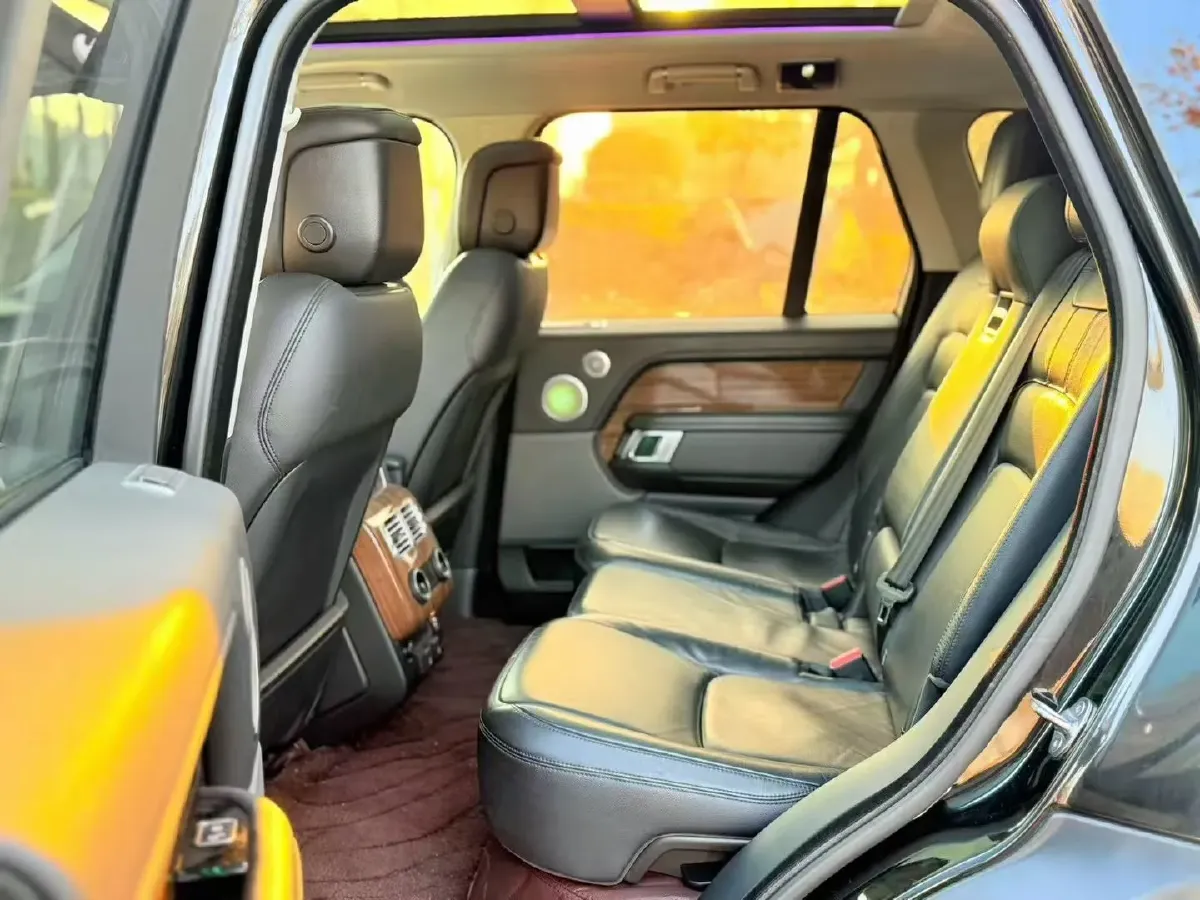 2022 Land Rover Range Rover 3.0T 360HP L6 8AT,autocango,china used car exporter,china ev exporter,chinese used car exporter,chinese used ev exporter