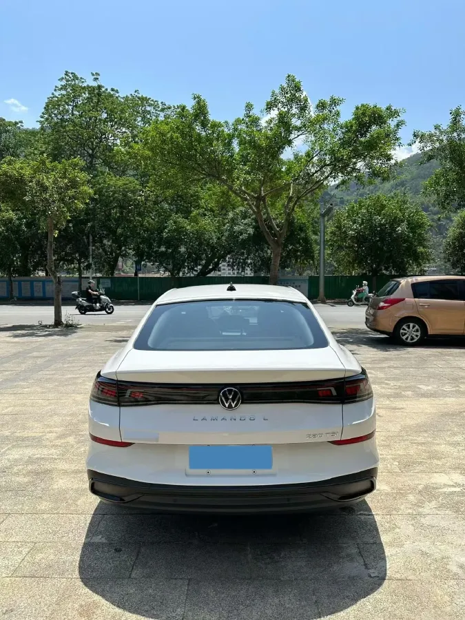 2022 Volkswagen Lavida 1.4T 150HP L4 7DCT,autocango,china used car exporter,china ev exporter,chinese used car exporter,chinese used ev exporter