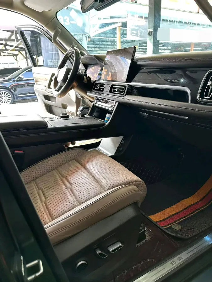 2023 Lincoln Corsair 2.0T 261HP L4 8AT,autocango,china used car exporter,china ev exporter,chinese used car exporter,chinese used ev exporter