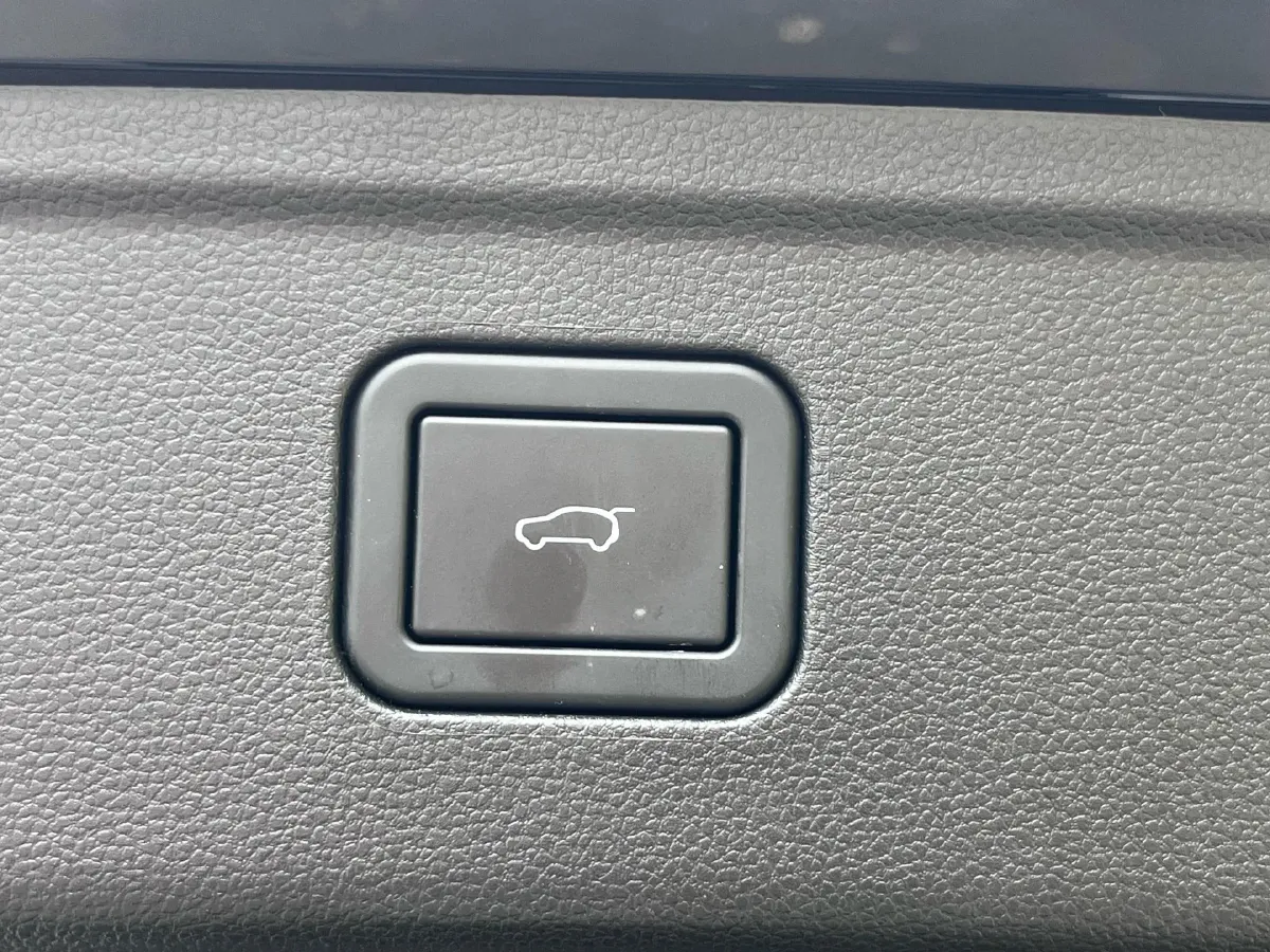 2025 Haval H5 2.0T 224HP L4 8AT,autocango,china used car exporter,china ev exporter,chinese used car exporter,chinese used ev exporter