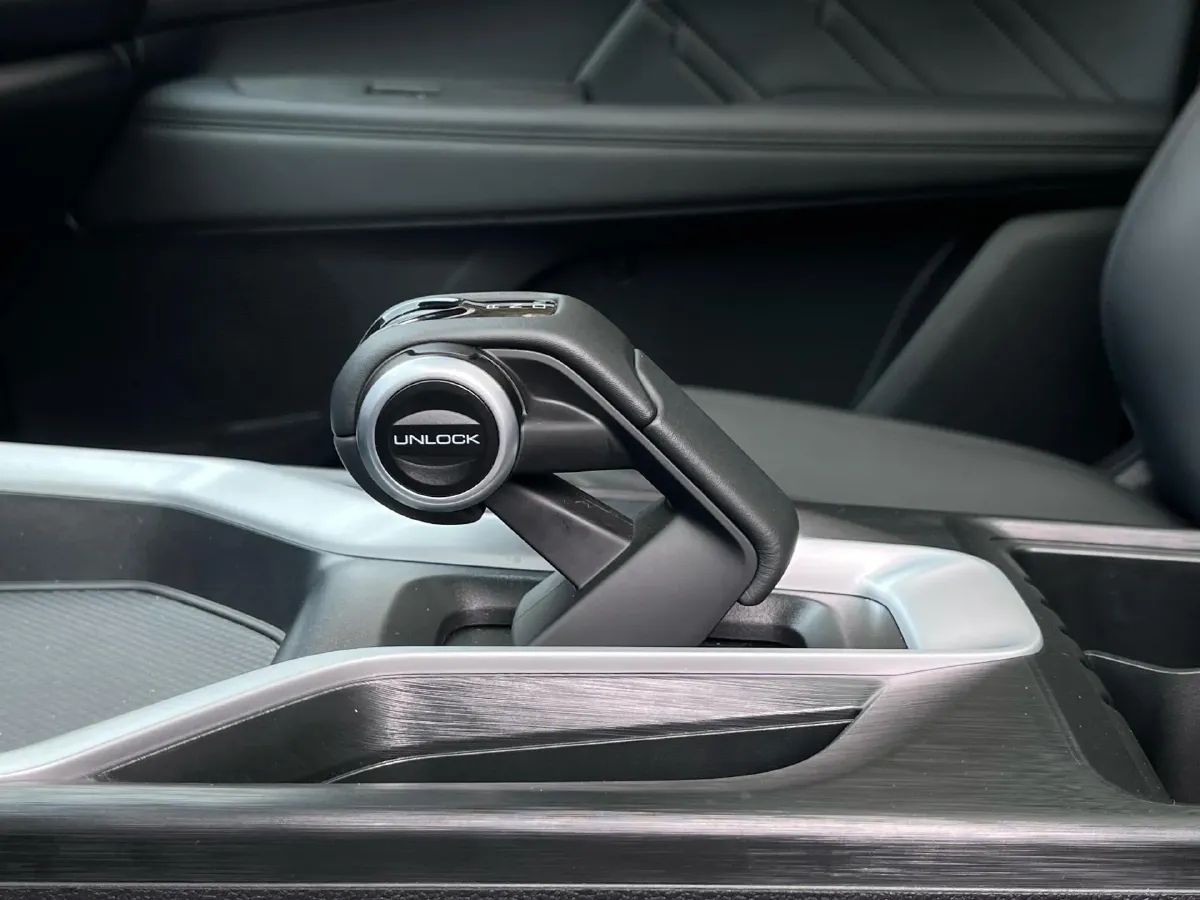 2025 Haval H5 2.0T 224HP L4 8AT,autocango,china used car exporter,china ev exporter,chinese used car exporter,chinese used ev exporter